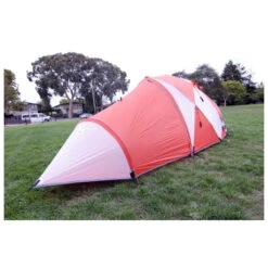 SafeHouse 2 - 2-person Tent -CampNest Outdoors Shop slingfin safehouse 2 2 person tent detail 3