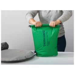 Therm-a-Rest BlockerLite Pump Sack - Stuff Sack -CampNest Outdoors Shop therm a rest blockerlite pump sack stuff sack detail 3
